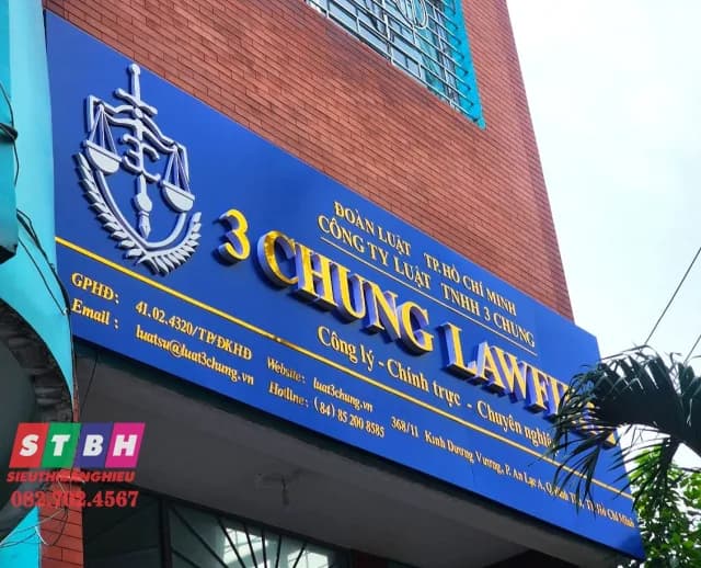 Quá trình thi công bảng hiệu 3 Chung Lawfirm tại Bình Tân