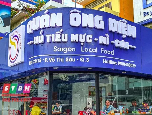 Bảng hiệu alu chữ nổi mica tại Quận 3, thiết kế gọn gàng, dễ đọc
