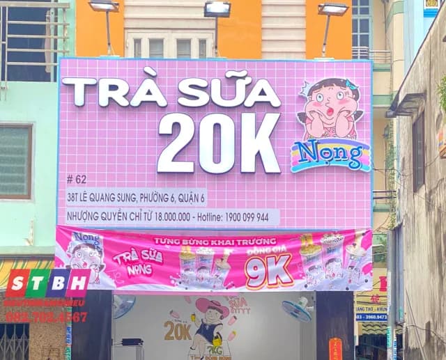 Chữ nổi mica LED đơn sắc tại Quận 6, ánh sáng vừa phải, không gây chói