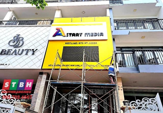 Bảng hiệu A Start Media mặt tiền đường D4 khu Him Lam Quận 7