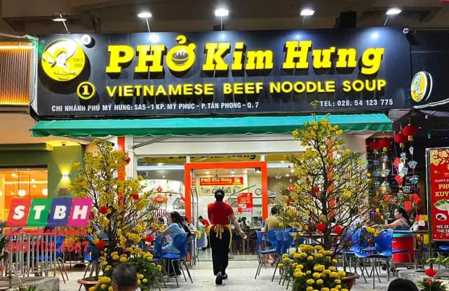 Thi công bảng hiệu Phở Kim Hưng tại Phú Mỹ Hưng, quận 7