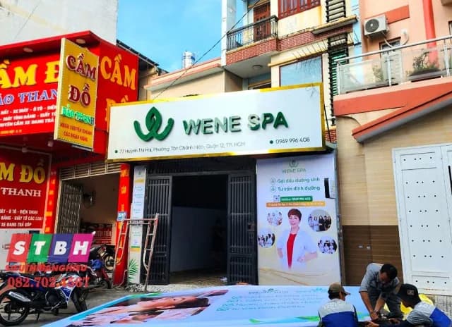 Quá trình thi công và hoàn thiện bảng hiệu Wene Spa tại Quận 12