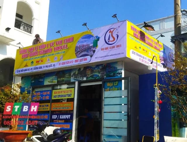 Bảng hiệu bạt hiflex tại Phú Quốc