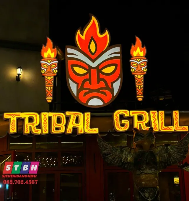 Bảng hiệu tại Phú Quốc nổi bật