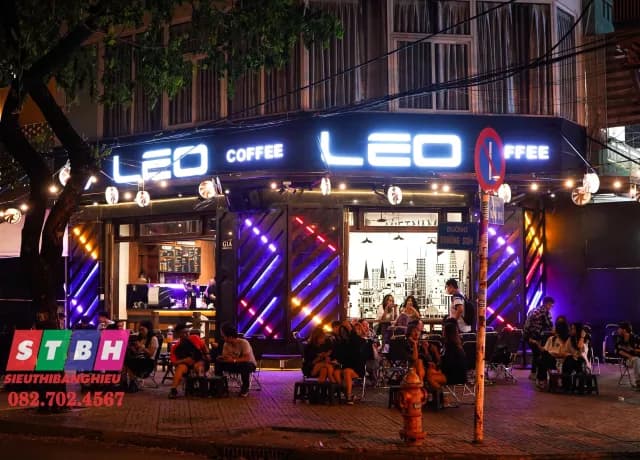 Bảng hiệu mica trong nhà tại Cần Giờ với thiết kế gọn nhẹ